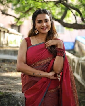 Janani Ashok Kumar (aka) Janani Ashokkumar