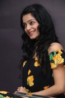 Janani Iyer (aka) Janani