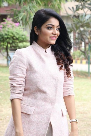 Janani Iyer (aka) Janani