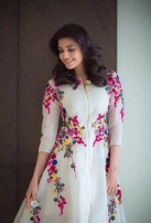 Kajal Aggarwal (aka) Kajal Agarwal