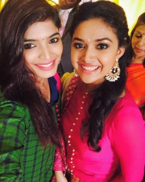 Keerthy Suresh (aka) Keerthi Suresh