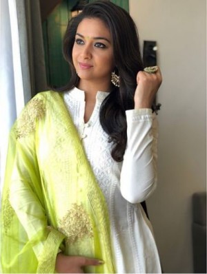 Keerthy Suresh (aka) Keerthi Suresh