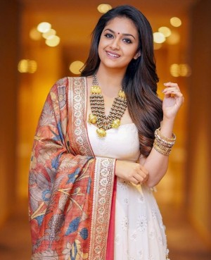 Keerthy Suresh (aka) Keerthi Suresh