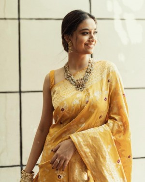 Keerthy Suresh (aka) Keerthi Suresh