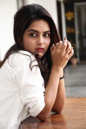 Mahima Nambiar (aka) MahimaNambiar