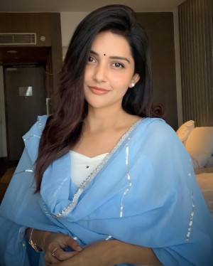 Mahima Nambiar (aka) MahimaNambiar