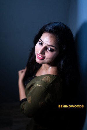 Malavika Menon (aka) Maalavika Menon