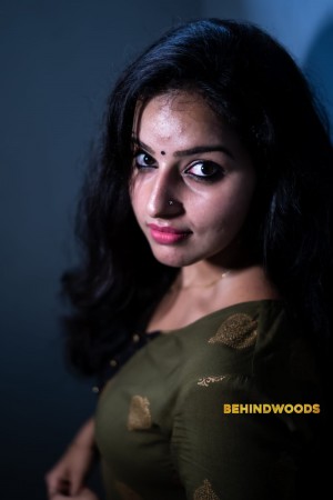 Malavika Menon (aka) Maalavika Menon