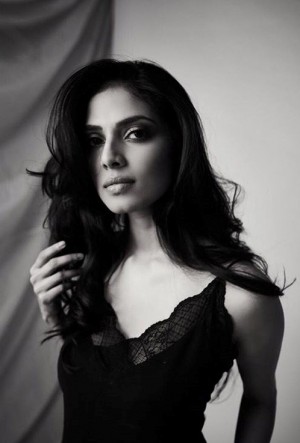 Malavika Mohanan (aka) MalavikaMohanan