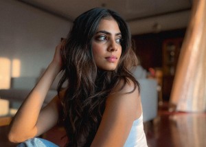 Malavika Mohanan (aka) MalavikaMohanan