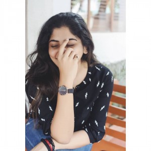 Manjima Mohan (aka) Manjimamohan