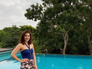 Mehreen Pirzada (aka) Mehrene Kaur Pirzada