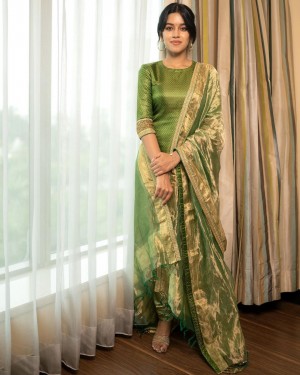 Mirnalini Ravi (aka) Mrinalini