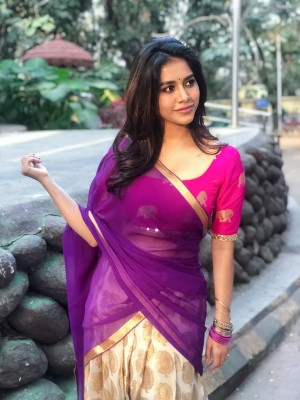 Nabha Natesh (aka) Nabha Naatesh