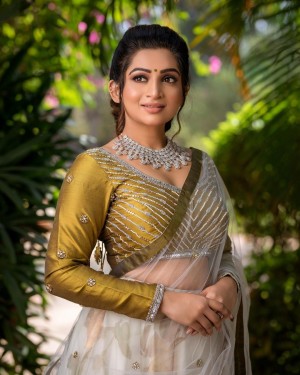 Nakshatra Nagesh (aka) Nakshatraa Nagesh