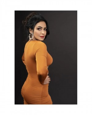 Nandini Rai (aka) NandhiniRai