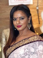 Neetu Chandra (aka) Neetu