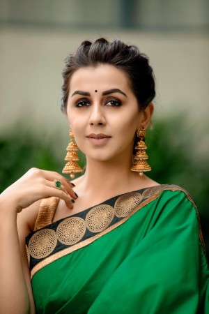 Nikki Galrani (aka) Niki Galrani