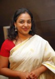 Nithya Menon (aka) Nithya Monen