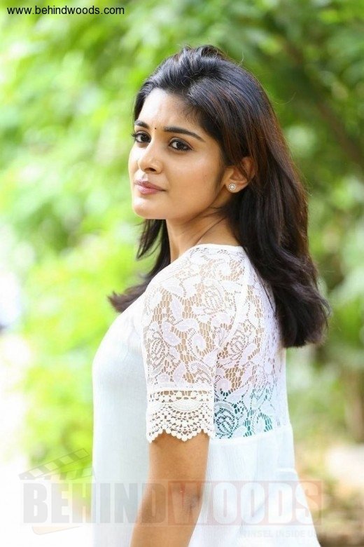 Niveda Thomas (aka) NivedaThomas