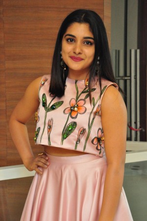 Nivedha Thomas (aka) Nivetha Thomas