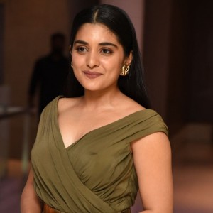 Nivedha Thomas (aka) Nivetha Thomas