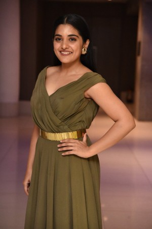 Nivedha Thomas (aka) Nivetha Thomas