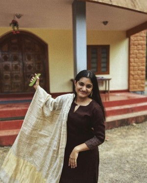 Nivetha Thomas (aka) NivethaThomas