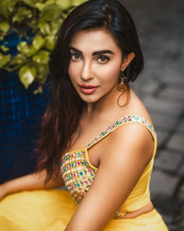 Parvati Nair (aka) ParvathyNair Photos Stills & Images