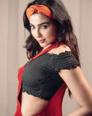 Parvati Nair (aka) ParvathyNair