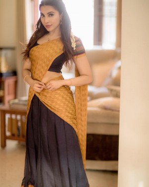 Parvati Nair (aka) ParvathyNair