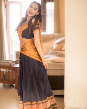 Parvati Nair (aka) ParvathyNair