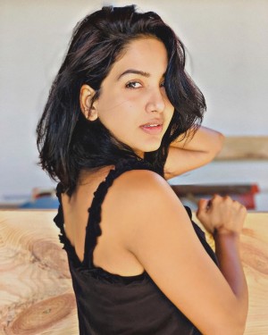 Pavani Reddy (aka) PavaniReddy