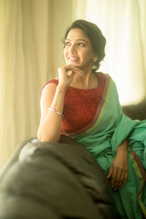 Pavani Reddy (aka) PavaniReddy