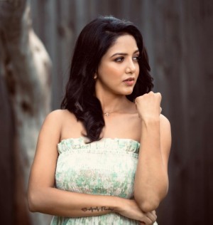 Pavani Reddy (aka) PavaniReddy