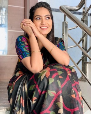 Pavithra Janani (aka) Pavitra Janani