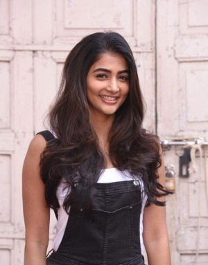 Pooja Hegde (aka) Pooja Hedge