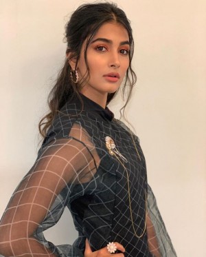 Pooja Hegde (aka) Pooja Hedge