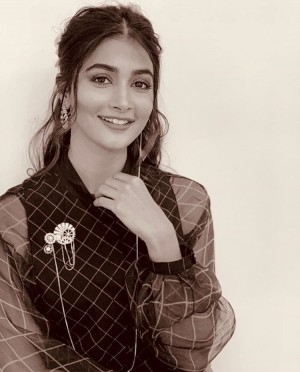 Pooja Hegde (aka) Pooja Hedge