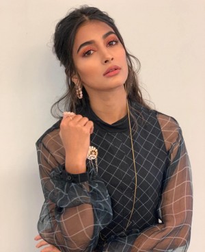 Pooja Hegde (aka) Pooja Hedge