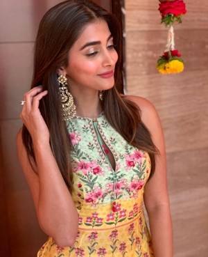 Pooja Hegde (aka) Pooja Hedge