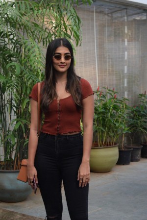 Pooja Hegde (aka) Pooja Hedge