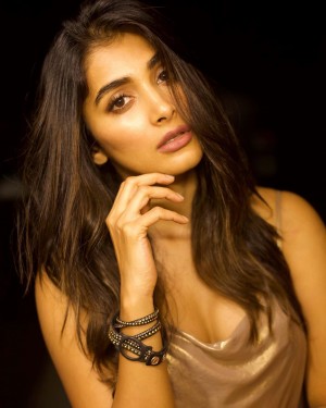 Pooja Hegde (aka) Pooja Hedge