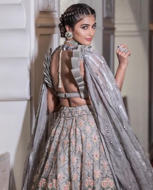 Pooja Hegde (aka) Pooja Hedge