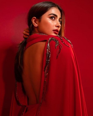 Pooja Hegde (aka) Pooja Hedge