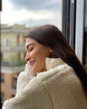 Pooja Hegde (aka) Pooja Hedge