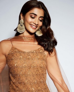 Pooja Hegde (aka) Pooja Hedge