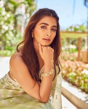 Pooja Hegde (aka) Pooja Hedge