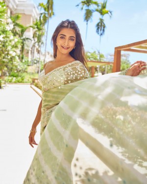 Pooja Hegde (aka) Pooja Hedge