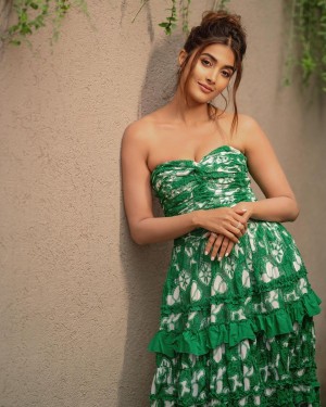 Pooja Hegde (aka) Pooja Hedge